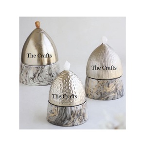 Serveur de noix en bois au design fabuleux avec couvercle en métal doré Ensemble de trois dates de taille différente Serveur de bonbons - Product Image 1