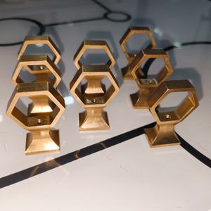 Crochet de rideau personnalisé |   Crochet de rideau sur mesure |   Crochet de rideau en laiton |   Usinage 5 axes - Product Image 4