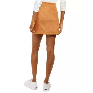 Minigonna Love Fire Junior da ragazza, marrone in finta pelle scamosciata con cerniera, taglia XL, in morbido cotone, stile bohémien, a tubino avvolgente. - Product Image 2