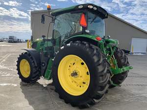 Tractor agrícola John Dear 6155R bastante usado - Product Image 5