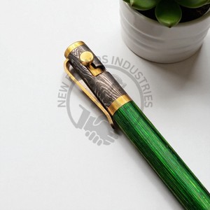 Vente chaude Personnalisé À La Main Damas Boulon En Acier Action Exécutif Stylo À Bille En Bois D'émeraude Et En Laiton Cadeau De Luxe Cadeau De Retraite - Product Image 3