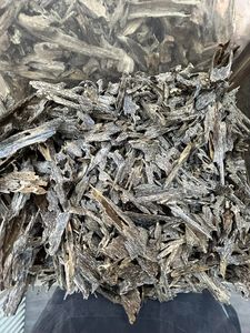 La meilleure qualité des copeaux de bois d'agar de qualité supérieure Encens fourmi Oud de qualité supérieure Parfum fort Doux Plein d'huile AOW1 - Product Image 2