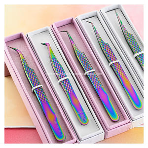 Marque privée 45 °   90 °   Pince à épiler courbée pour extensions de cils Boot Volume, outil d'isolation personnalisé avec logo pour usage en salon - Product Image 1