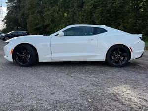 Chevrolet Camaro Coupé 2022 Propre et Neuf À VENDRE - Product Image 4