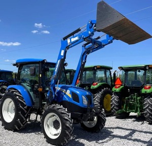 Tractor Agrícola Usado New Holland de 30HP 4WD con Cargador Frontal, Color Azul, Caja de Cambios de Alta Calidad, Motor FPT - Product Image 6