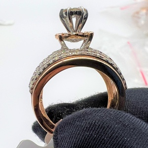 Elegante y Lujoso Anillo de Compromiso para Mujer en Oro Sólido de 14k/18k con Baño de Rodio, Diamante Natural Certificado por Terceros, Moderno - Product Image 3