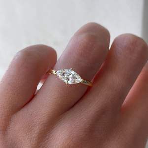 East West Marquise Cut Lab Grown Diamond Ring Solitaire Lab Bague de mariage en diamant 1.26Ct Marquise Cut Bague de fiançailles CVD/HTHP - Product Image 4