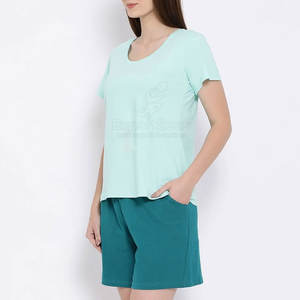 Conjunto de pantalones cortos de algodón ligero de gran tamaño, conjunto de pantalones cortos informales transpirables cómodos para mujer - Product Image 3