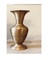 Vase de sol en fer forgé fait main de qualité supérieure avec un design côtier pour la décoration de la maison, du bureau, de la cuisine et des mariages