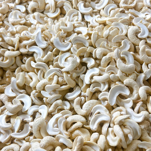 เม็ดมะม่วงหิมพานต์คุณภาพดีที่สุด แบบแตก ยี่ห้อซานติโก พร้อมบริการพิมพ์โลโก้ส่วนตัว ฟรี - Product Image 1