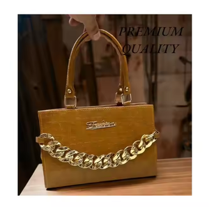 Sling Bags de gran capacidad de calidad superior de alta demanda para mujer con cremallera que ofrece practicidad sofisticada para el día a día - Product Image 4