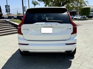 Offre exceptionnelle : Volvo XC90 T6 MomenTUM 7 places AWD d'occasion 2022 - Product Image 2