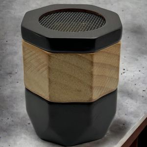 Quemador de Incienso Moderno de Madera con Soporte Negro Resistente al Calor, Diseño Minimalista, Quemador de Oud y Bakhoor, Decoración para el Hogar, Regalo Hecho a Mano de Primera Calidad - Product Image 1