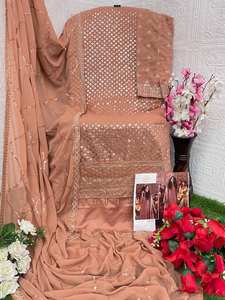 Best Quality Pakistani Suits With Heavy Embroidery Elegant Ethnic Wear for Women Wholesale <b>Supply</b> from India - Product Image 6