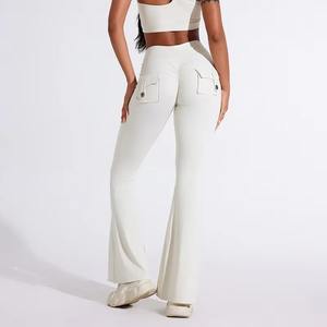 Leggings d'entraînement floraux pour femmes en gros personnalisés, séchage rapide, taille haute, imprimés, pantalons de yoga avec une tenue hautement élastique - Product Image 1