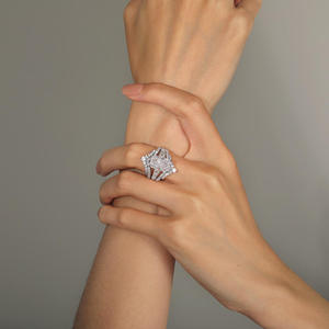 Jeulia Fashion Jewelry Set Gorgeous <b>Crown</b> Cluster Gradient Puzzle <b>Ring</b> in Sterling Silver - Product Image 6