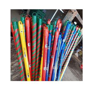 Manche de balai en bois PVC Panda et bande de haute qualité au Vietnam/bâtons de vadrouille en bois/balai en bois enduit de pvc - Product Image 1