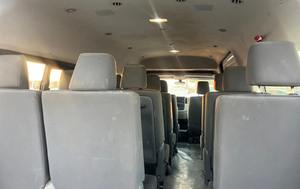 Nouveautés pour le marché mondial 2021 Toyota Hiace 3.5L V6 Patrol manuel 13 places - Product Image 4