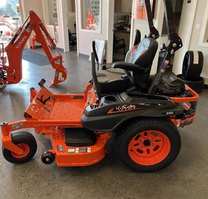 เครื่องตัดหญ้าแบบ Zero Turn รุ่น Kubota Z412 ปี 2025 – โซลูชันการดูแลสนามหญ้าเชิงพาณิชย์ประสิทธิภาพสูง - Product Image 1