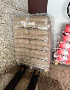 Granulés de bois mélangés, composés de bois dur et de bois tendre, pour équilibrer la chaleur et les coûts, en vente - Product Image 4