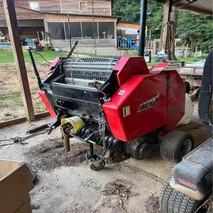 Mini machine d'emballage de foin d'herbe de paille à bas prix à vendre Acheter presse à ensilage ronde avec livraison rapide - Product Image 1