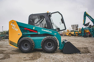 Bon marché neuf et d'occasion Meilleur prix 2025 SUNWARDDS, SWL3230 SWTL4528 Chargeuse compacte antidérapante avec forte puissance, certification EPA. - Product Image 2