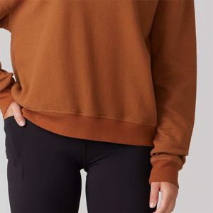 Sweat à capuche double tricot pour femme-doux, confortable et élégant pour les vêtements décontractés de tous les jours et les activités de plein air - Product Image 5
