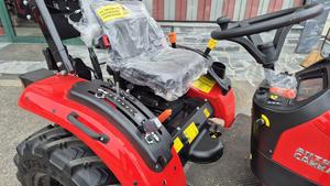 Envío Gratis, Tractor Compacto Antonios Carraros Panther 26 HF 25HP 1.0 Ton 4WD, Aprobado por EPA/CE - Product Image 2