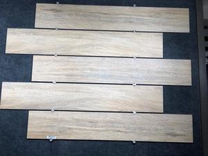 กระเบื้องขนาด 600x600 มม. 60x60 ซม. ขายส่งจากโรงงาน คุณภาพพรีเมียม ขายดีที่สุด ติดตั้งง่าย กระเบื้องผนังสำหรับห้องครัว สำหรับอุตสาหกรรม - Product Image 5