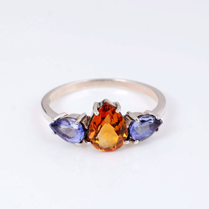 Nuevo Anillo de Latón con Piedras Preciosas, Anillo Delicado de Latón Plateado para Mujer, Joyería Boho con Tres Piedras Preciosas para Venta al por Mayor/OEM/ODM - Product Image 5