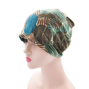 Bonnets d'impression à la mode pour hommes et femmes parfaits pour le temps froid et faisant une déclaration de mode audacieuse - Product Image 2