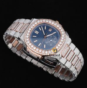 Cette montre Hip Hop dispose d'un design glacé avec une coupe ronde VVs Clarity Diamonds Moissanite Watch pour hommes - Product Image 6