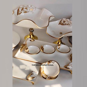 Artisanat élégant gratuit brillant plaqué or aluminium tête de renne conception fruits et bol de service pour salle à manger et décoration intérieure - Product Image 4