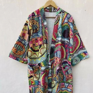 Nuevo Albornoz de Algodón 100% SILKGRAM para Mujer, Kimono Kantha Hecho a Mano, Estampado de Frutas Beige, Estilo Dulce, Cintura Natural, Cuello en V - Product Image 1