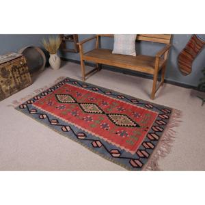 Tapis d'appoint vintage 3,6x6,3 pi (110x192 cm), tapis turc oriental rouge Kilim - Product Image 1