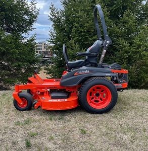 KUBOTA F2890 28HP Diesel <b>Engine</b> for Powerful and Economical Lawn Care - Product Image 1