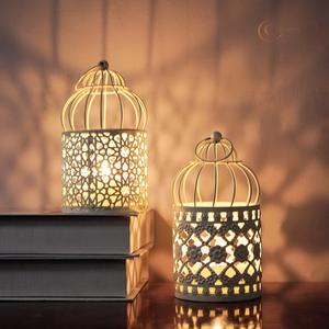 เชิงเทียนโลหะหรูหราสำหรับเดือนรอมฎอน งานฝีมือศิลปะ ปรับแต่งสีและโลโก้ได้ |   การออกแบบที่ทนทานและกันน้ำสำหรับการมอบเป็นของขวัญให้บ้าน - Product Image 5