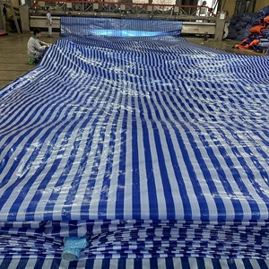 Bâche industrielle en PE rayée bleue et blanche, haute durabilité, usage intensif, grande capacité, options de couleurs et choix de tailles - Product Image 6