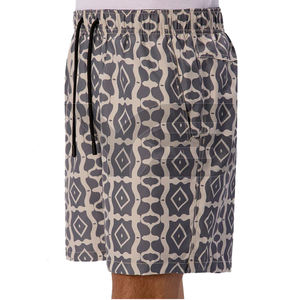 Shorts de plage pour hommes de haute qualité, sublimés, design imprimé personnalisé, séchage rapide, fermeture à cordon, options multicolores, polyester - Product Image 4