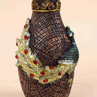 Vase de table antique traditionnel en céramique artisanale marron, de forme irrégulière, décoré de paons, brillant, facile d'entretien, 11x20cm