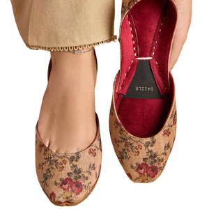 Prix bas, nouvelle arrivée, qualité supérieure, chaussures Khussa pour femmes, légères, tendance, imprimées, antidérapantes, dessus en velours - Product Image 1