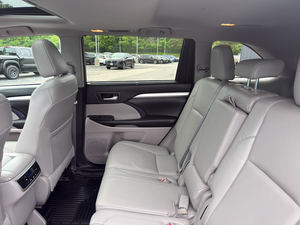 Meilleures ventes 2016 Toyota Highlander XLE AWD Boîte automatique à 6 vitesses - Product Image 6