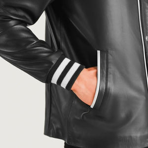 Chaqueta Varsity de cuero Premium para hombre-Diseño Varsity personalizado con material de calidad Elegante ropa de calle urbana Capa de invierno - Product Image 4
