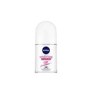 Antitranspirante con Blanqueamiento de Piel y Nivea Whitening Smooth Skin Roll-On, Fórmula Refrescante - Product Image 2