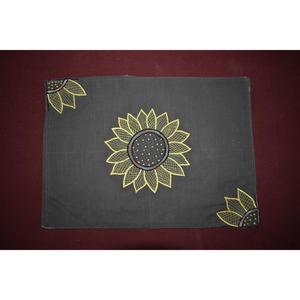 Napperon en coton très demandé pour la décoration de la cuisine et de la salle à manger, disponible en grande quantité pour l'exportation mondiale - Product Image 1