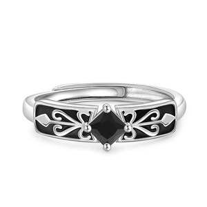 Bague ajustable pour homme Jeulia Cool Black Knight en argent sterling avec diamant taille princesse - Product Image 1