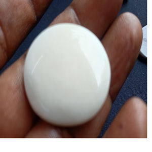 Cabochons en os sculptés à la main sur mesure pour bijoux et artisanat finition lisse aspect naturel et disponible en vrac avec forme personnalisée - Product Image 1