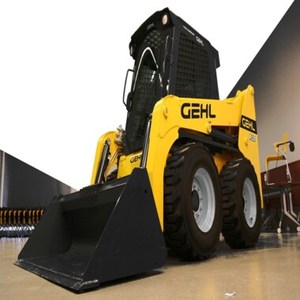 รถตักล้อยาง GEHL R220 เครื่องยนต์เบนซิน 3 ตัน อุปกรณ์ก่อสร้างขนาดกะทัดรัดสำหรับขาย - Product Image 2
