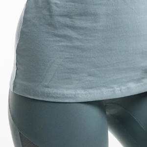 เสื้อกล้ามผู้หญิงดีไซน์ใหม่ล่าสุดโลโก้ออกแบบเอง - Product Image 3