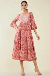 ชุดเดรสผ้าฝ้ายสีชมพูแบบดั้งเดิมใหม่ล่าสุดดีไซน์ลายดอกไม้และคอกลมสำหรับปักสามารถซักได้ทุกขนาด - Product Image 3